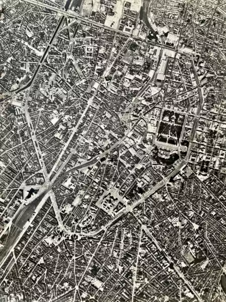 Ancienne photo aérienne du centre de Bruxelles